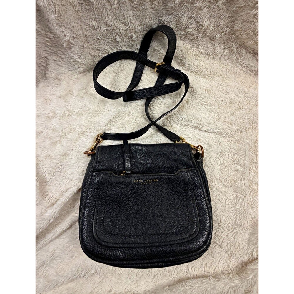 Marc Jacobs Black Small Crossbody Bag Gold Hardware Magnetic Closure Pockets